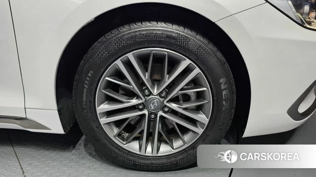 Hyundai Grandeur IG id 4356591 из Кореи 13