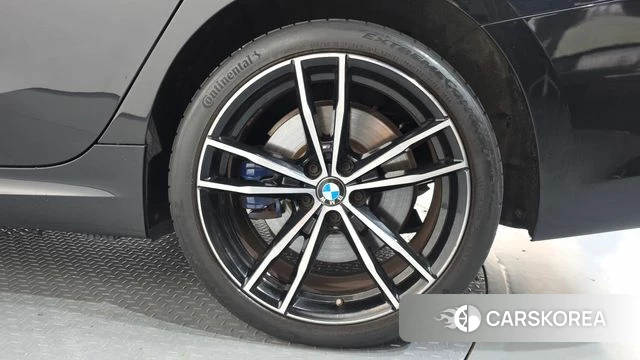 BMW 3 Series (G20) id 4637019 из Кореи 13