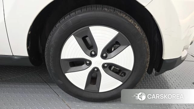 Kia Soul EV id 4785776 из Кореи 13