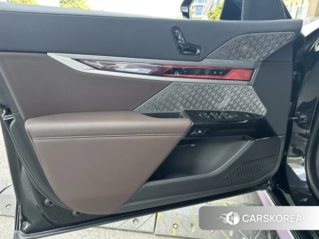 BMW 7 series id 4275698 из Китая 13