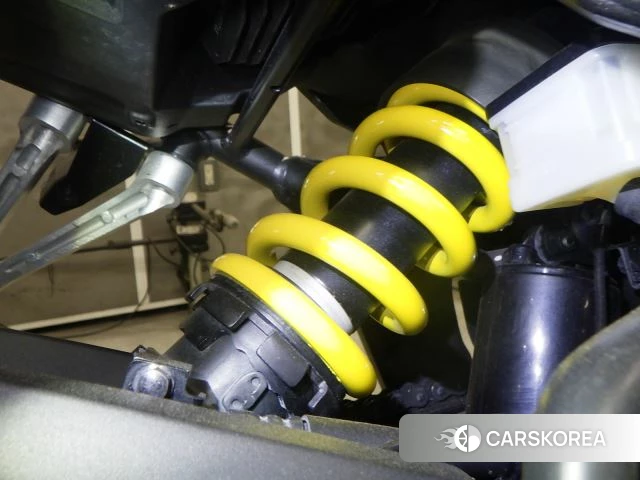 Проданный Honda CB650R id 3999631 из Японии, фото 13