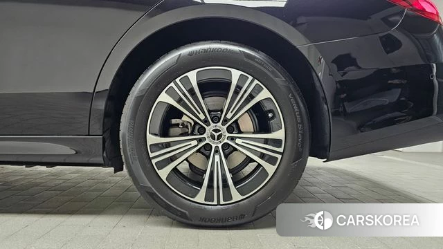 Mercedes-Benz E-Class W214 id 4307890 из Кореи 13