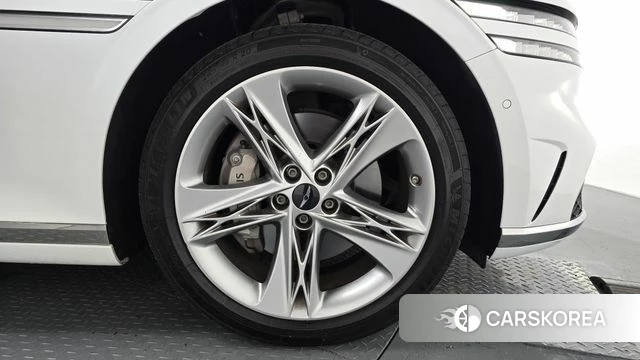 Genesis G90 (RS4) id 4636347 из Кореи 13
