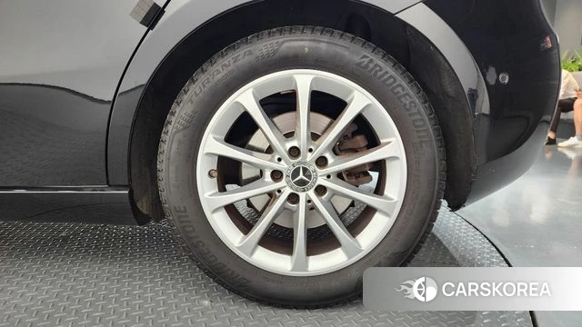 Mercedes-Benz A-Class W177 id 4667388 из Кореи 13