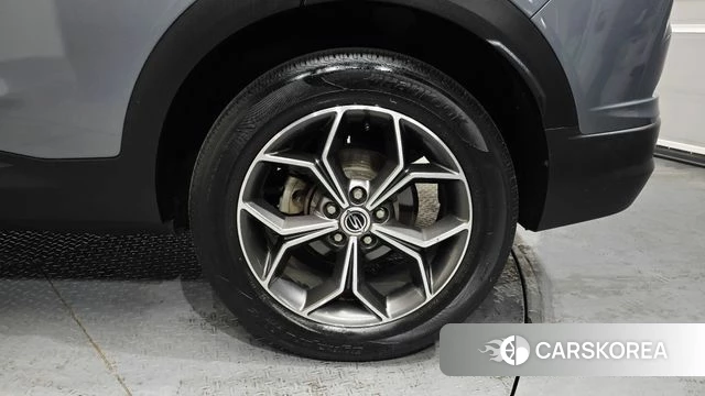 Ssangyong Beautiful Korando id 4573716 из Кореи 13