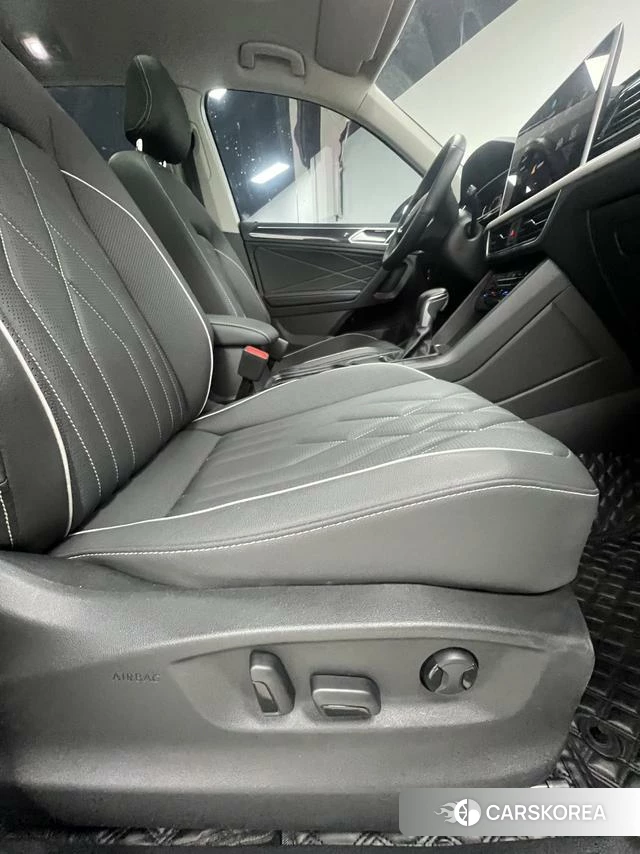 Volkswagen Tiguan L id 4297920 из Китая 13