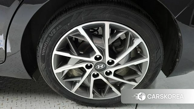 Hyundai The New Avante AD id 4317951 из Кореи 13