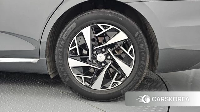 Hyundai The New Grandeur IG Hybrid id 4604701 из Кореи 13