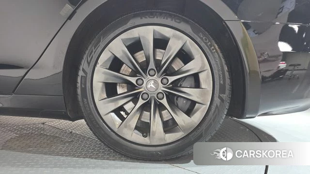 Tesla Model S id 4568139 из Кореи 13