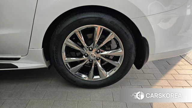 Kia The New Carnival id 4459631 из Кореи 13