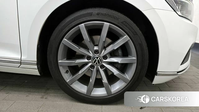 Volkswagen Passat GT (B8) id 4383460 из Кореи 13