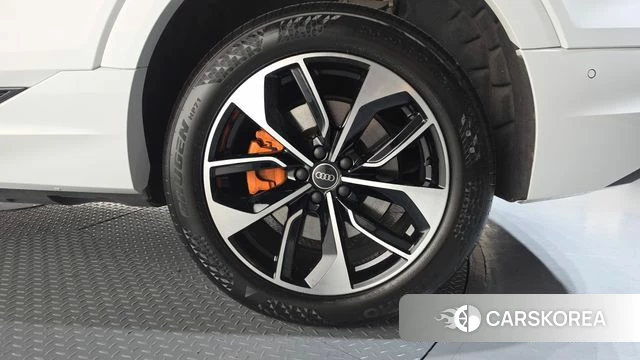 Audi e-Tron id 4323831 из Кореи 13