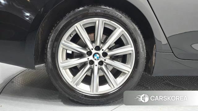 BMW 5 Series (G30) id 4626196 из Кореи 13