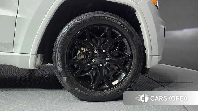 Jeep Grand Cherokee id 4865069 из Кореи 13