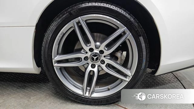 Mercedes-Benz E-Class W213 id 4245950 из Кореи 13