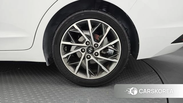 Hyundai The New Avante AD id 4508202 из Кореи 13