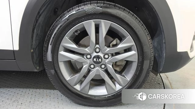 Kia Seltos id 4620193 из Кореи 13