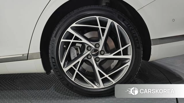 Genesis G90 (RS4) id 4641470 из Кореи 13