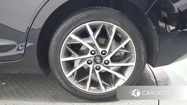 Hyundai The New Avante AD id 4403140 из Кореи 13