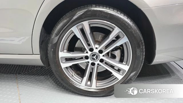 Mercedes-Benz E-Class W213 id 4716244 из Кореи 13