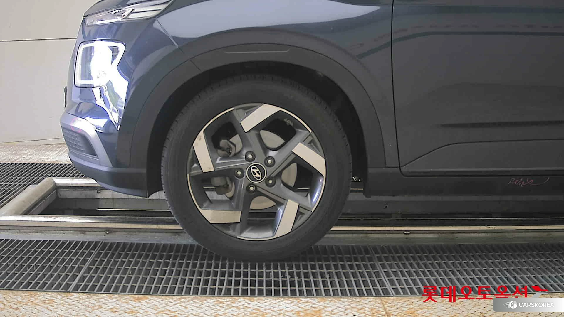 Hyundai Venue id 4296771 из Кореи 13