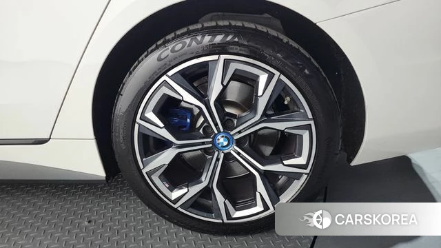 BMW i4 id 4414828 из Кореи 13