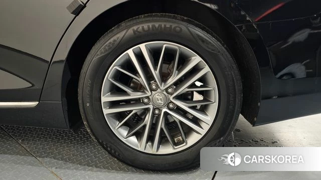 Hyundai Grandeur IG id 4356859 из Кореи 13