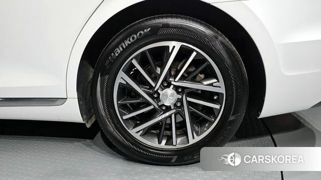 Hyundai The New Grandeur IG id 4338930 из Кореи 13