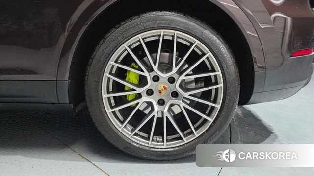 Porsche Cayenne (PO536) id 4349575 из Кореи 13
