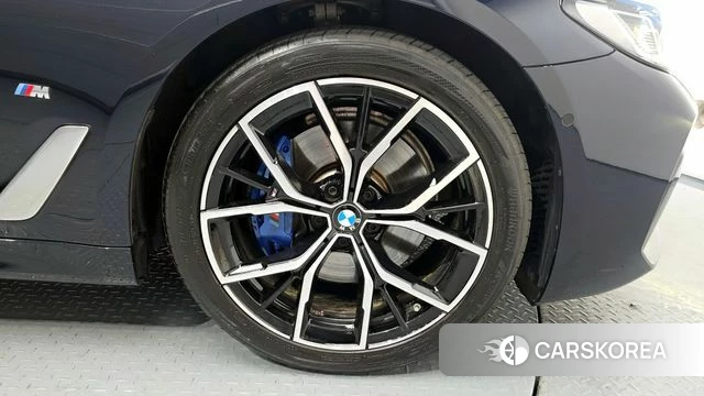BMW 5 Series (G30) id 4354674 из Кореи 13