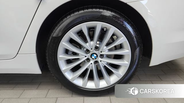 BMW 5 Series (G30) id 4430304 из Кореи 13