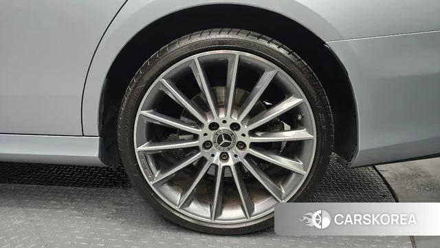 Mercedes-Benz E-Class W213 id 4376210 из Кореи 13