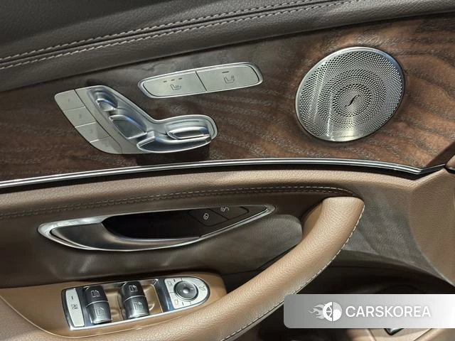 Mercedes-Benz E-class id 4320791 из Китая 13