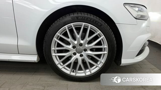 Audi New A6 id 4233161 из Кореи 13