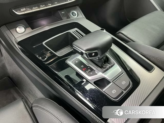 Audi Q5L id 3908148 из Китая 13