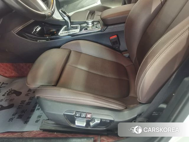 BMW 1 series id 4278505 из Китая 13