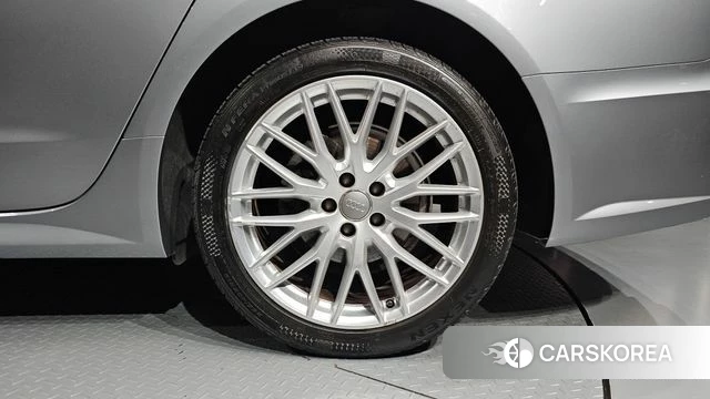 Audi New A6 id 4689437 из Кореи 13