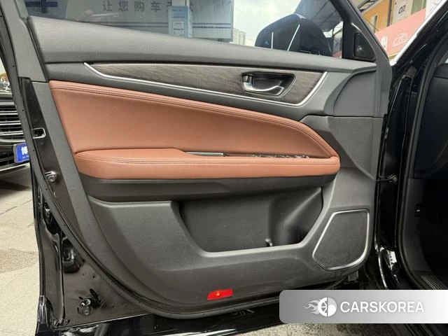 Honda UR-V id 4279125 из Китая 13