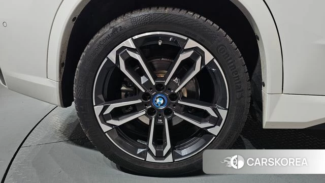 BMW iX1 (U11) id 4400859 из Кореи 13