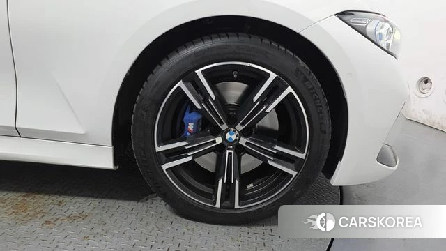 BMW 3 Series (G20) id 4710892 из Кореи 13