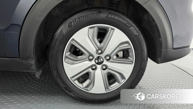 Kia Niro id 4770849 из Кореи 13