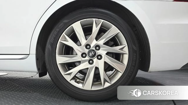Hyundai The New Grandeur IG Hybrid id 4683457 из Кореи 13