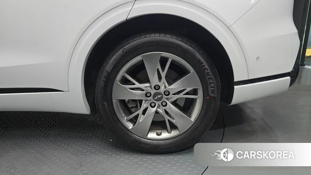 Genesis GV70 id 4619057 из Кореи 13