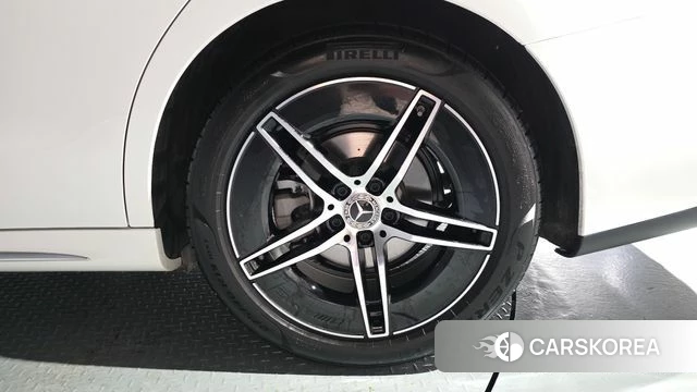 Mercedes-Benz E-Class W214 id 4664686 из Кореи 13