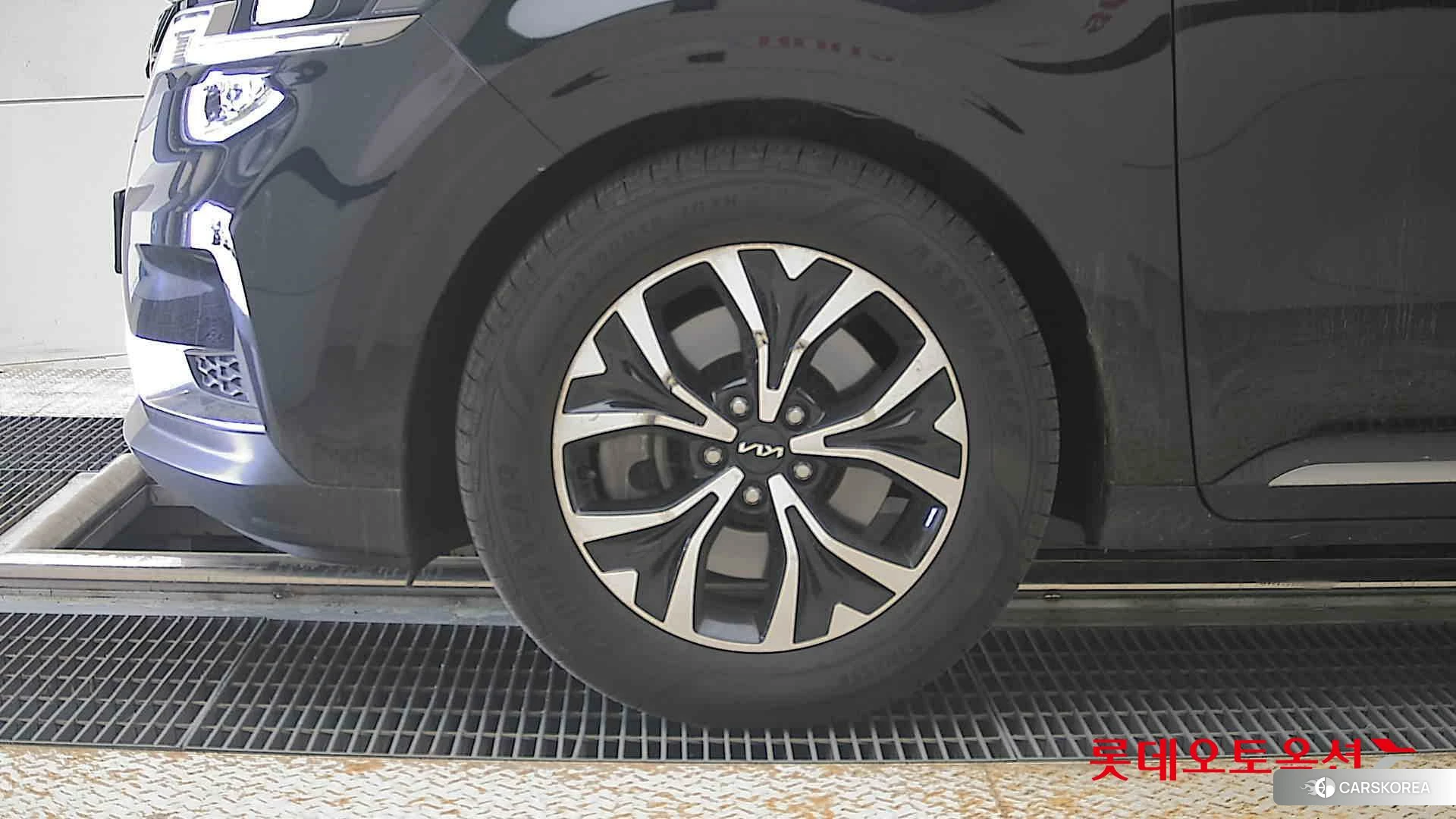 Kia Carnival id 4289596 из Кореи 13