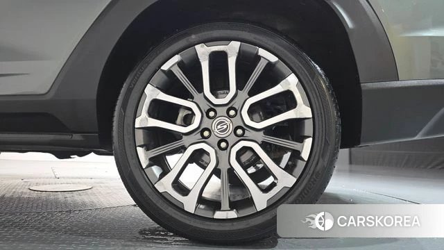 Ssangyong Torres id 4792938 из Кореи 13