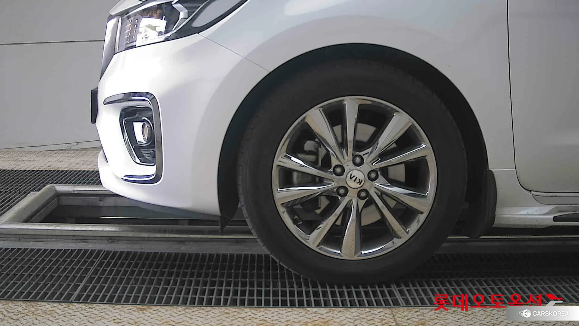 Kia Carnival id 4289554 из Кореи 13