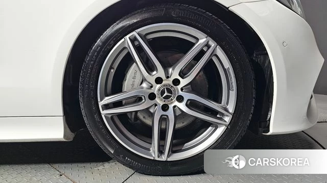 Mercedes-Benz E-Class W213 id 4882169 из Кореи 13