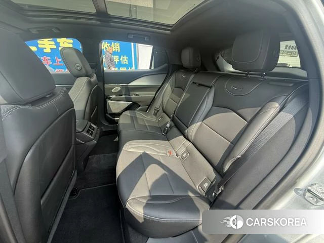 Cadillac GT4 id 3920805 из Китая 13