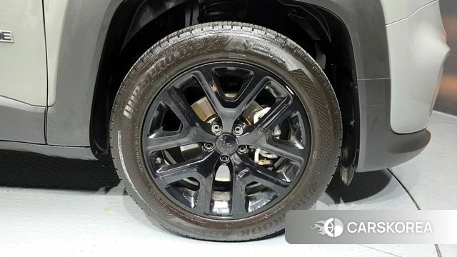 Jeep Renegade id 4409230 из Кореи 13